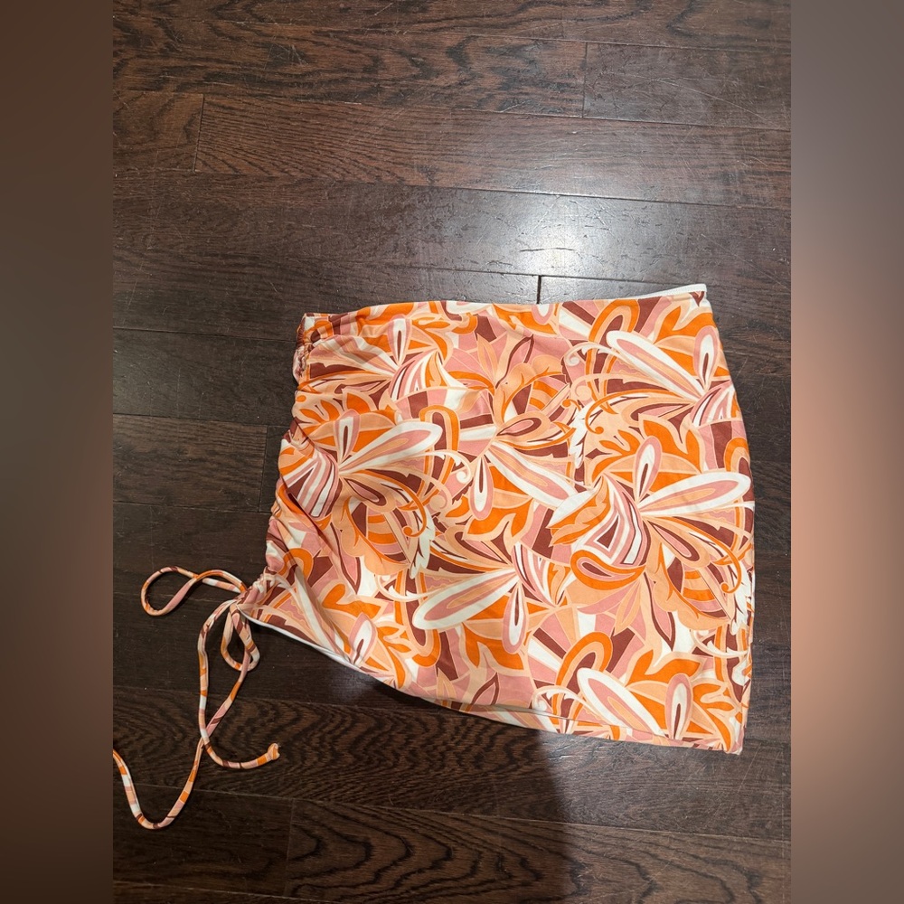 L*SPACE: PRINTED SWIM COVER SKIRT - Picture 4 of 6
